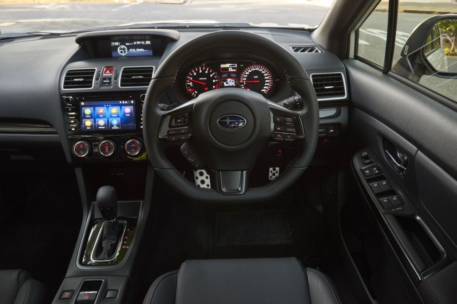 Торпедо Subaru WRX 2017 года  (ZA) (фото 17 из 40)